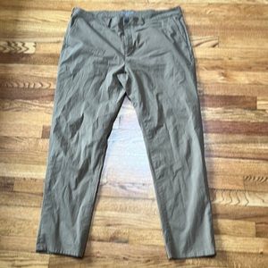 Mack Weldon Men’s Tan Pants Tag Size 39/40 Waist 34 Inseam